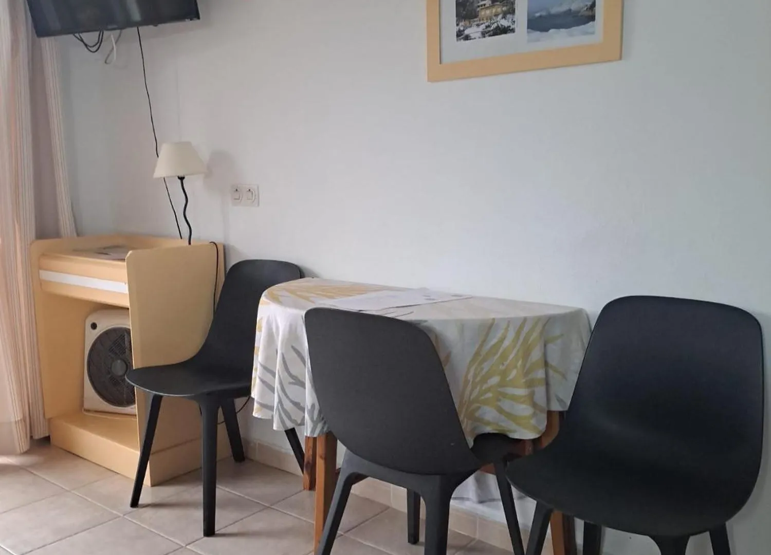 아파트호텔 Puntblanc Residences 산트 엘름
